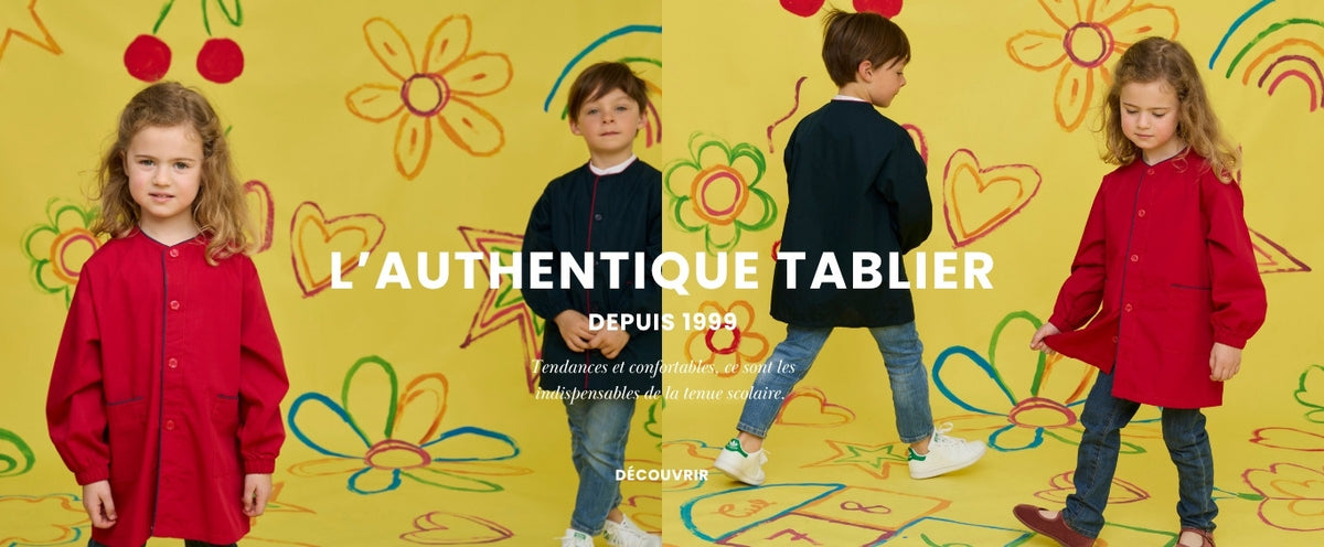 Enfants en tabliers rouge et marine